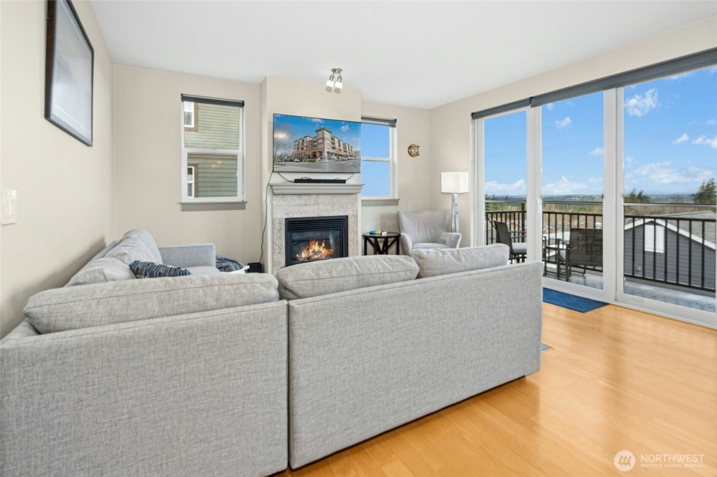 1880 25th Avenue NE #314, Issaquah, WA 98029