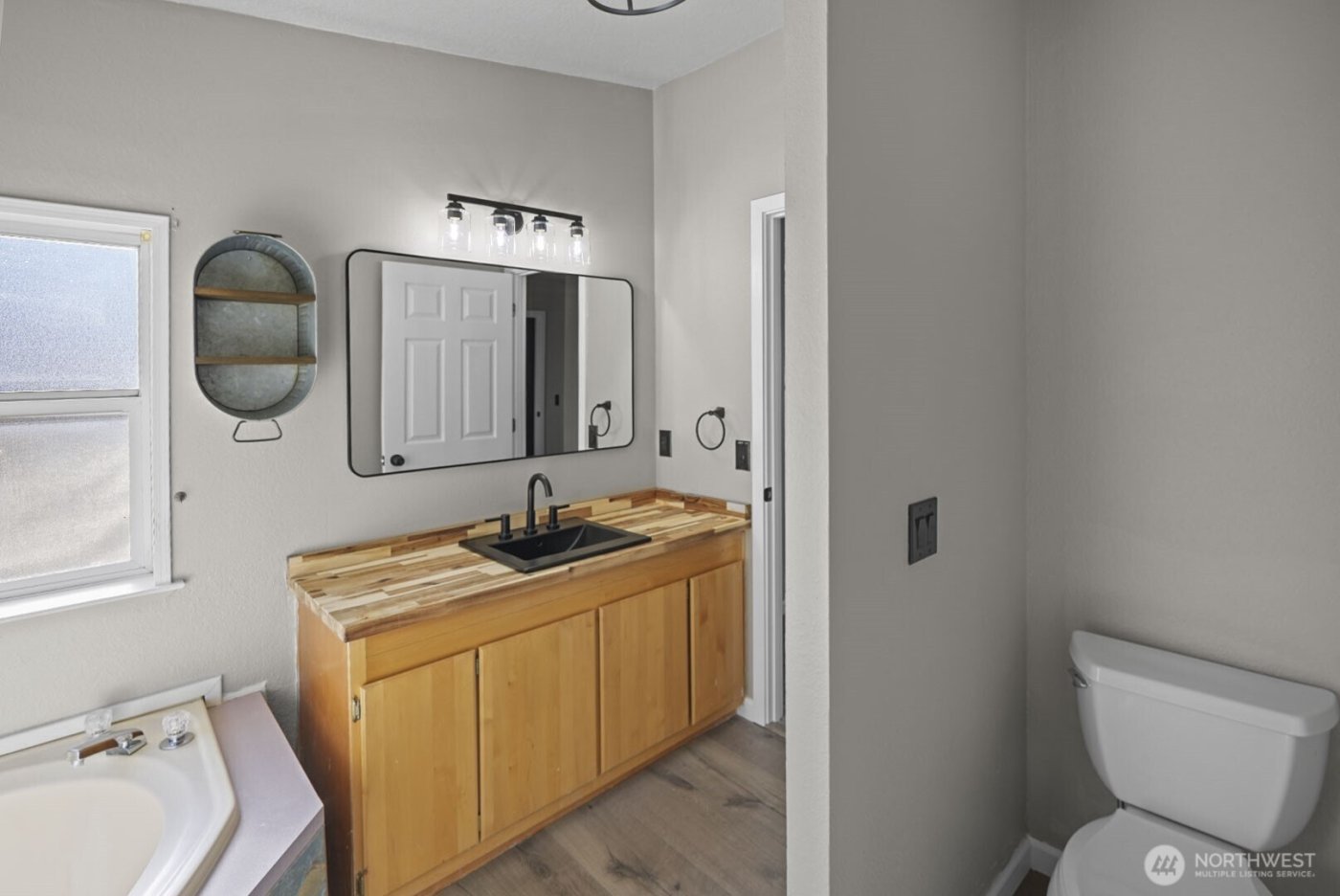 3211 W Wapato Drive #1, Moses Lake, WA 98837