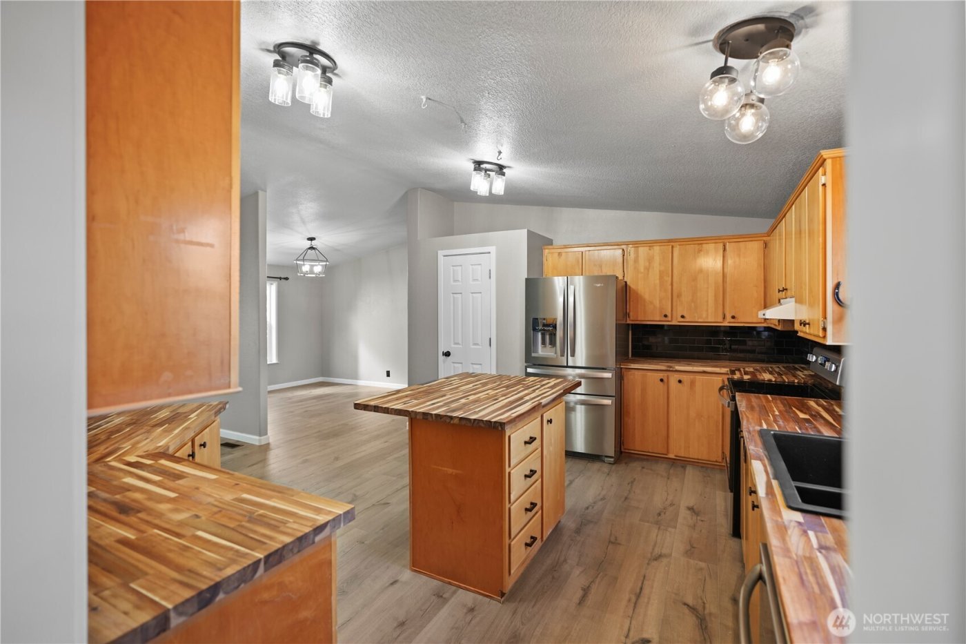 3211 W Wapato Drive #1, Moses Lake, WA 98837