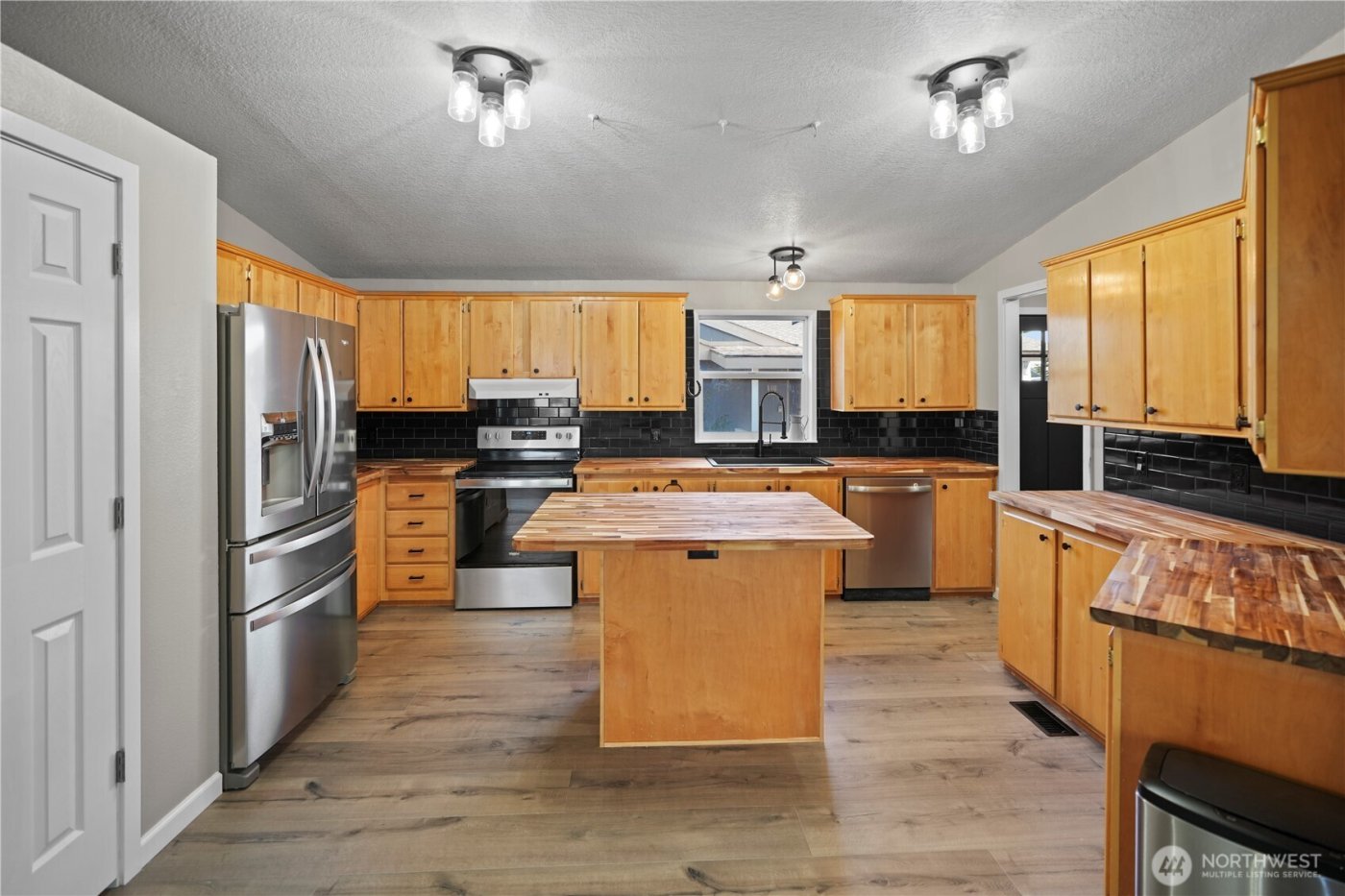 3211 W Wapato Drive #1, Moses Lake, WA 98837