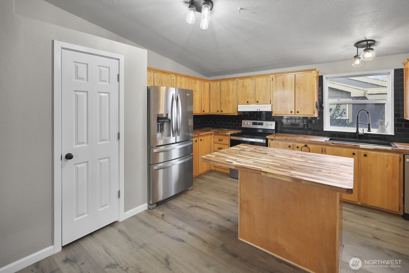 3211 W Wapato Drive #1, Moses Lake, WA 98837