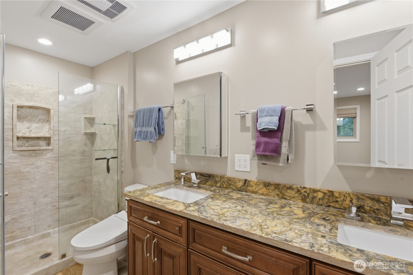 13201 SE 208th Street , Kent, WA 98032