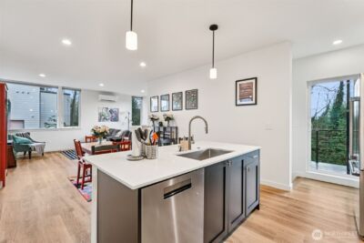 9302 Sturtevant Avenue S, Seattle, WA 98118 - Photo 16