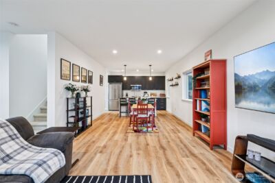 9302 Sturtevant Avenue S, Seattle, WA 98118 - Photo 9