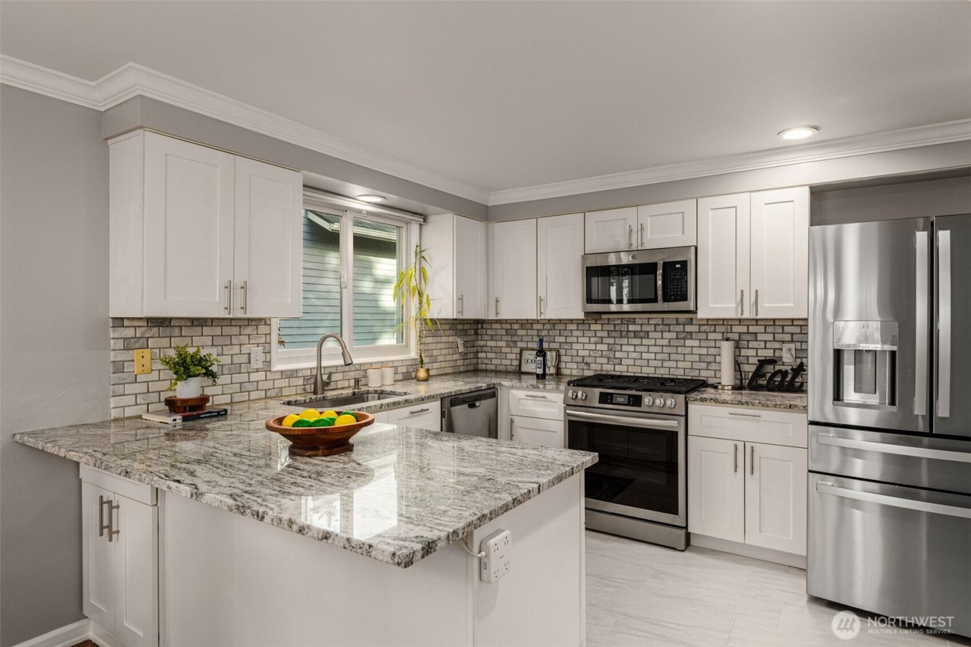 24230 SE 44th Street , Sammamish, WA 98029