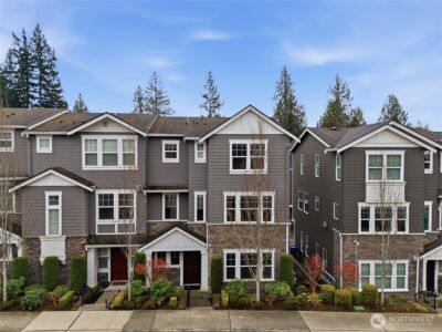 23947 SE 45th Terr , Sammamish, WA 98029