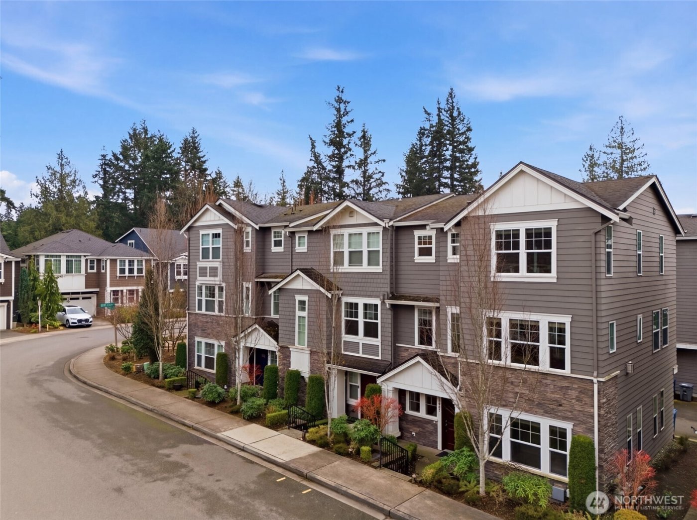 23947 SE 45th Terr , Sammamish, WA 98029