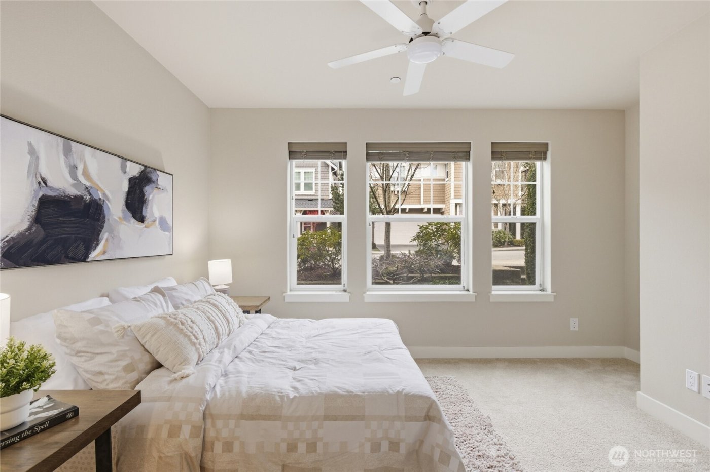 23947 SE 45th Terr , Sammamish, WA 98029