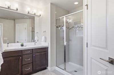 23947 SE 45th Terr , Sammamish, WA 98029 - Photo 15