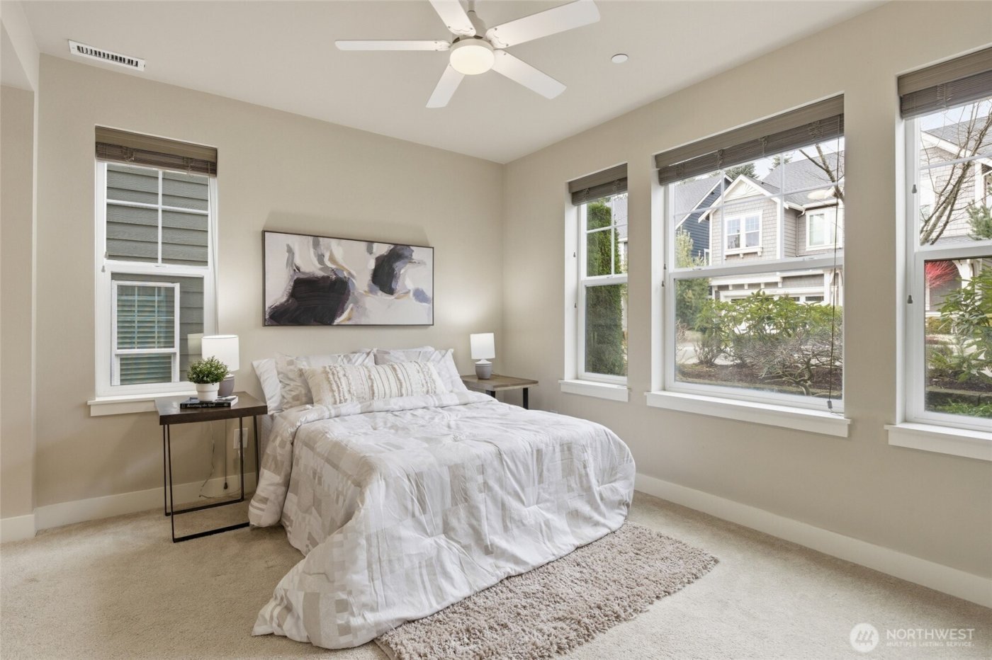 23947 SE 45th Terr , Sammamish, WA 98029