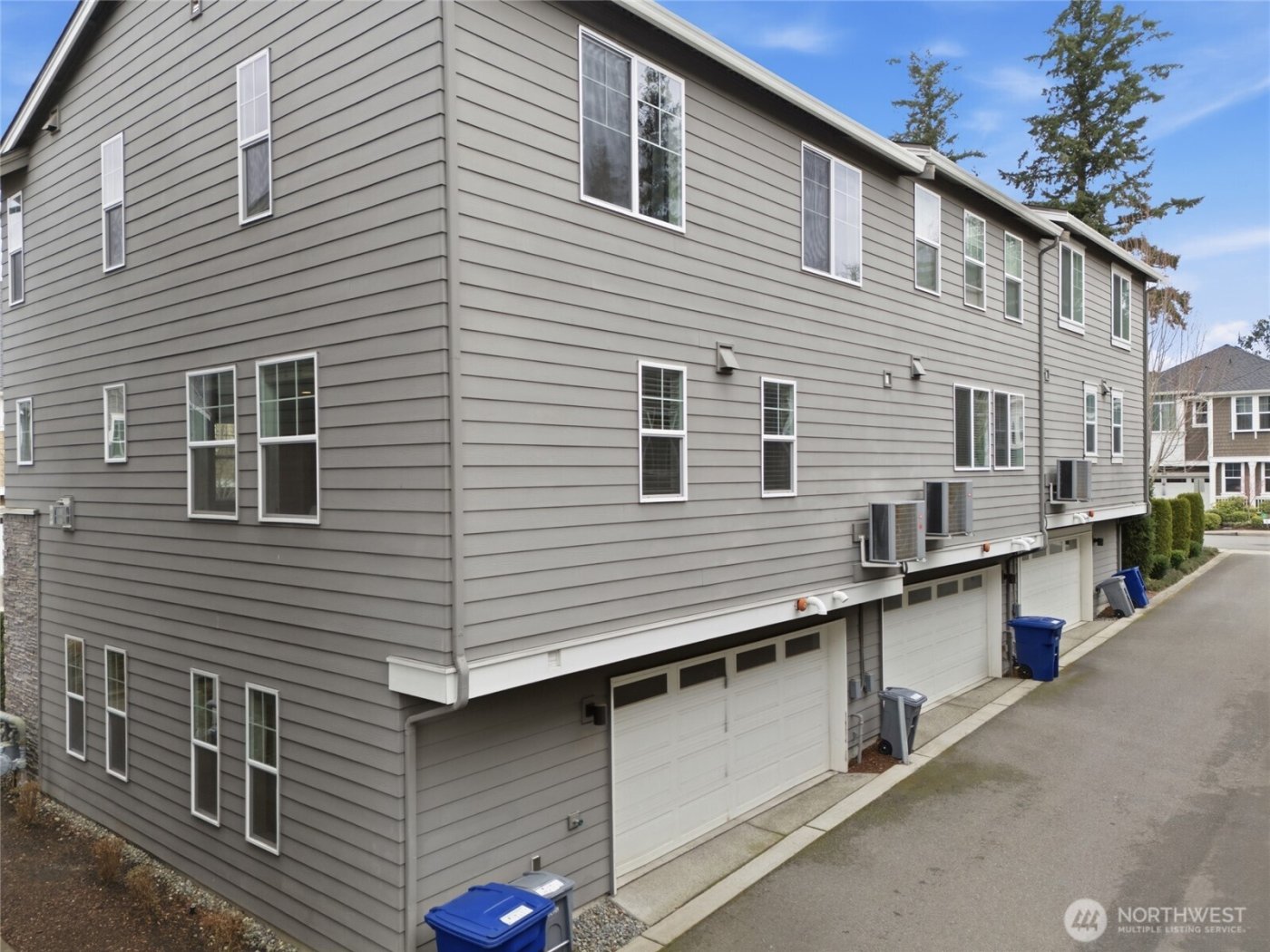 23947 SE 45th Terr , Sammamish, WA 98029