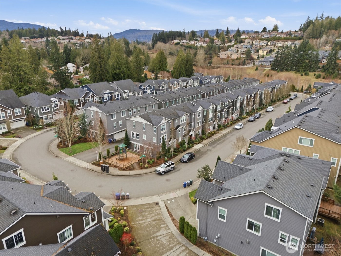 23947 SE 45th Terr , Sammamish, WA 98029