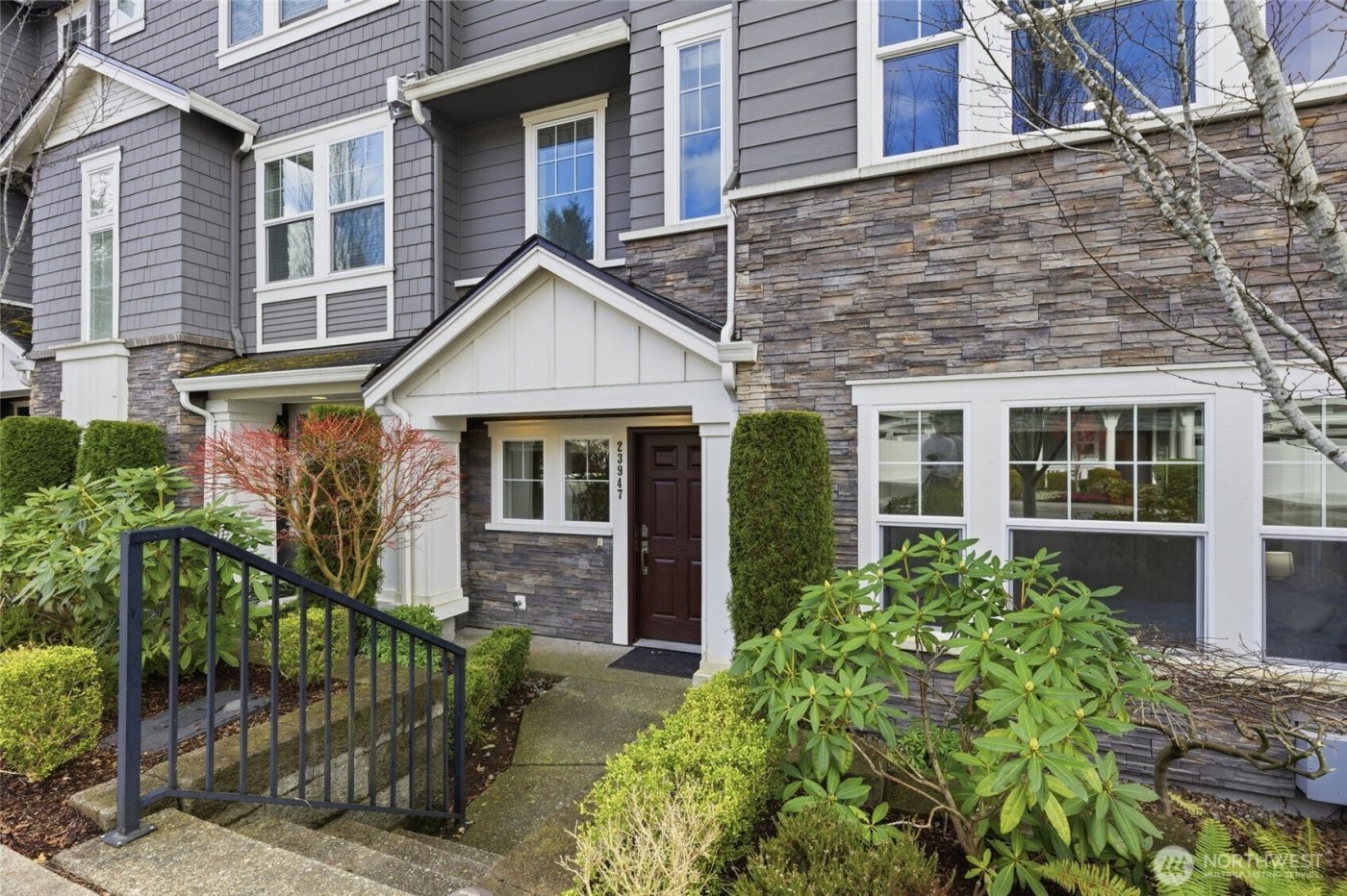 23947 SE 45th Terr , Sammamish, WA 98029