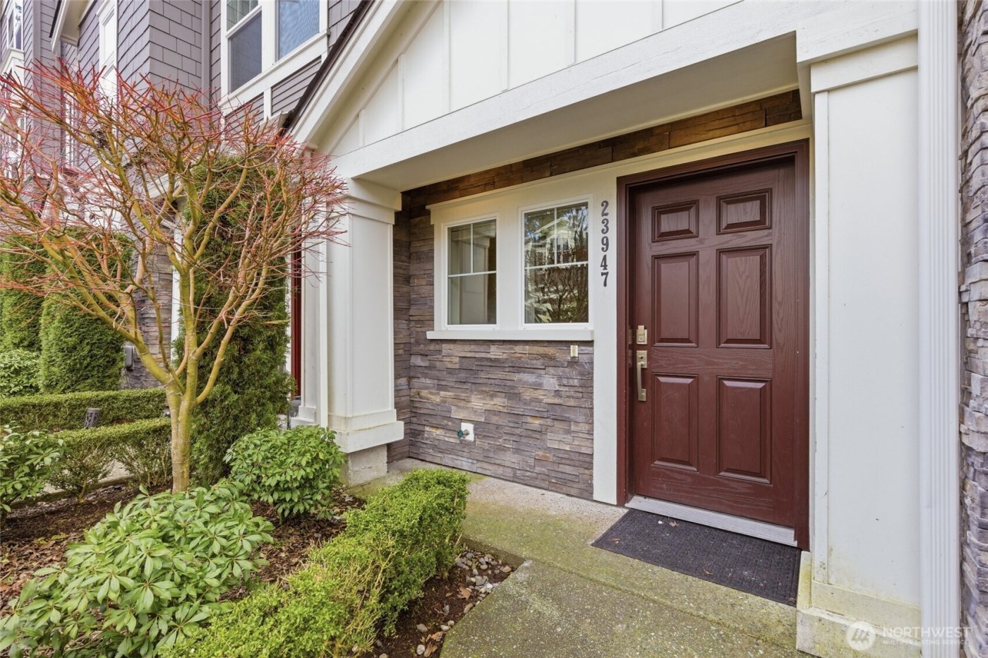 23947 SE 45th Terr , Sammamish, WA 98029