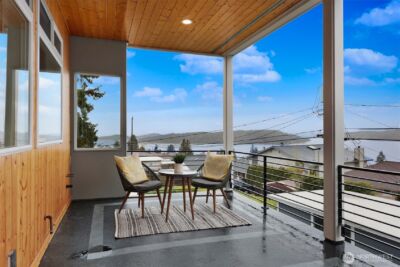 11014 Cornell Avenue S, Seattle, WA 98178 - Photo 5