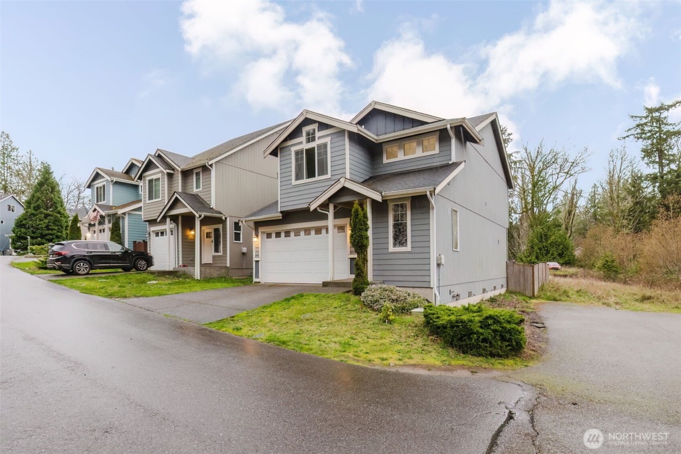 3675 Halsey Lane , Bremerton, WA 98310