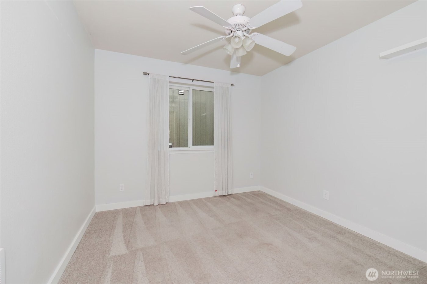 3675 Halsey Lane , Bremerton, WA 98310