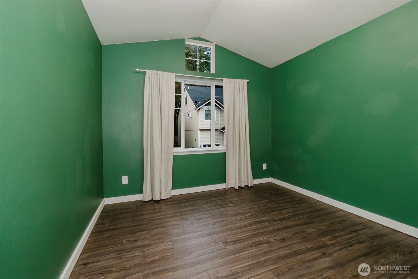 3675 Halsey Lane , Bremerton, WA 98310