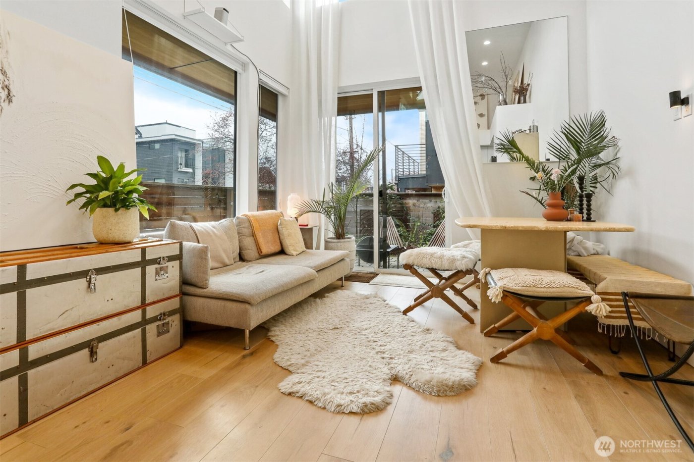 916 NW 56th Street #G, Seattle, WA 98107