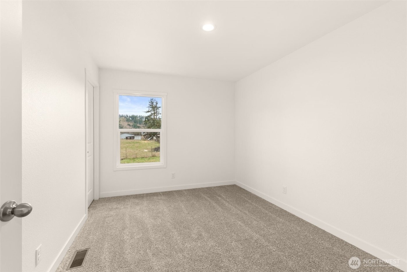 909 N 1ST Street , Pe Ell, WA 98572