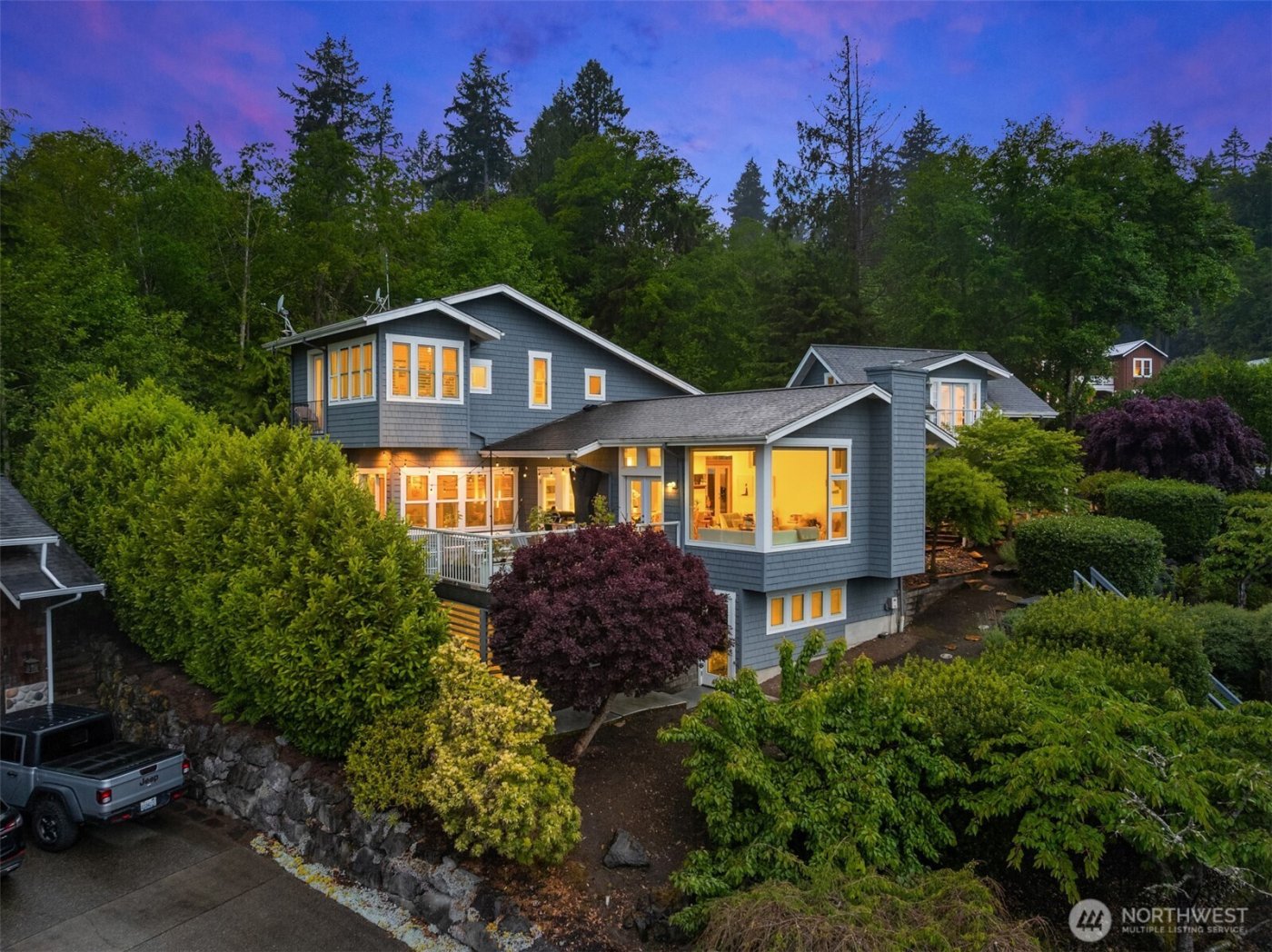 10555 NE Morning Lane , Bainbridge Island, WA 98110
