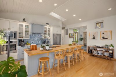 10555 NE Morning Lane , Bainbridge Island, WA 98110 - Photo 16