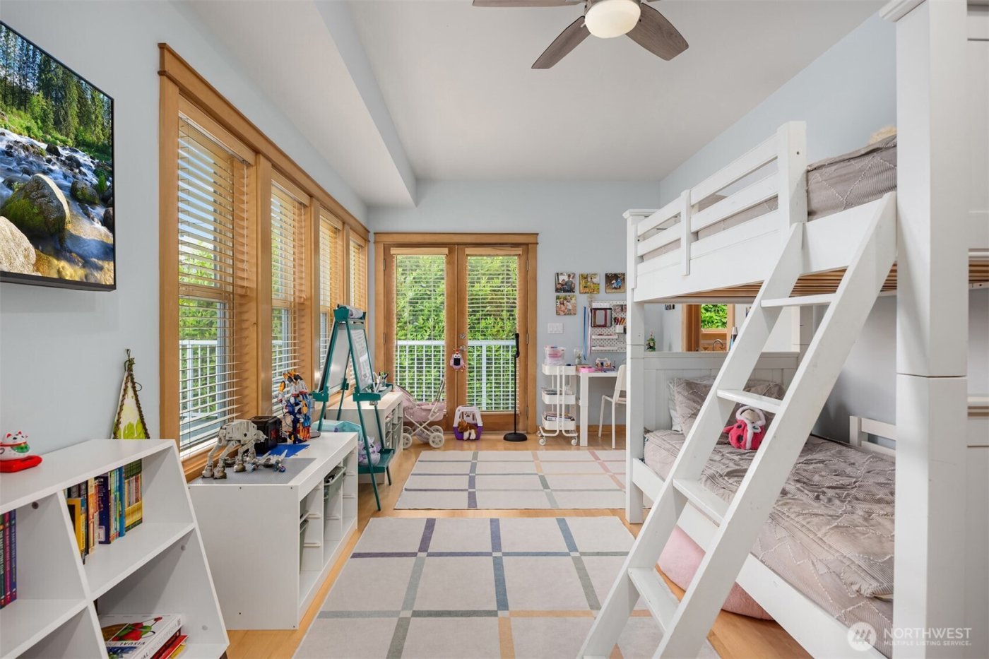 10555 NE Morning Lane , Bainbridge Island, WA 98110