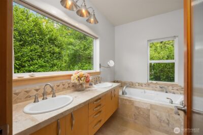 10555 NE Morning Lane , Bainbridge Island, WA 98110 - Photo 22