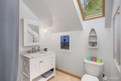 10555 NE Morning Lane , Bainbridge Island, WA 98110 - Photo 34