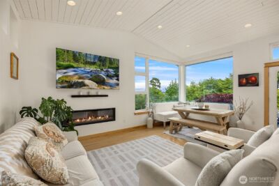 10555 NE Morning Lane , Bainbridge Island, WA 98110 - Photo 6