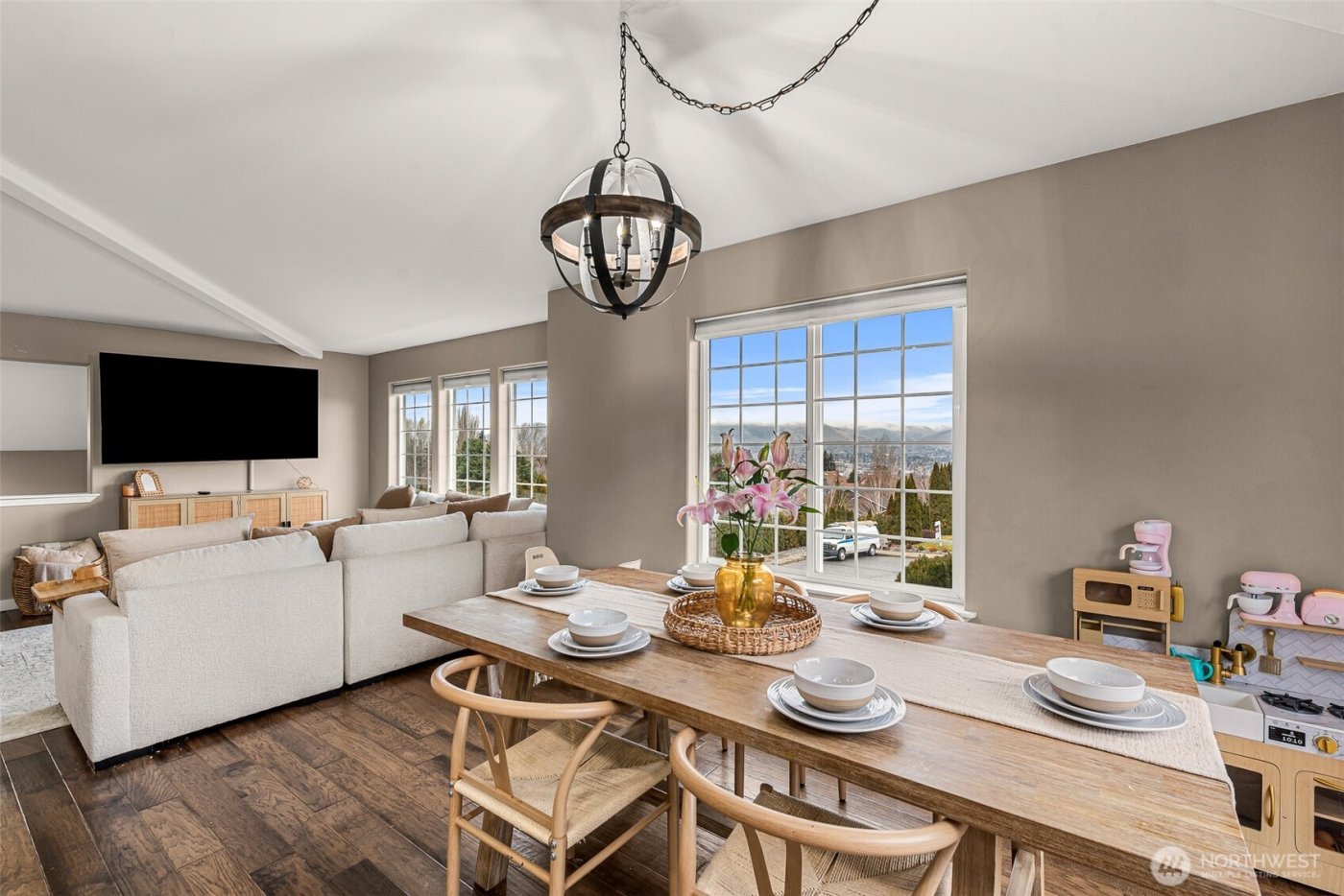 1953 Diamond Ct , East Wenatchee, WA 98802