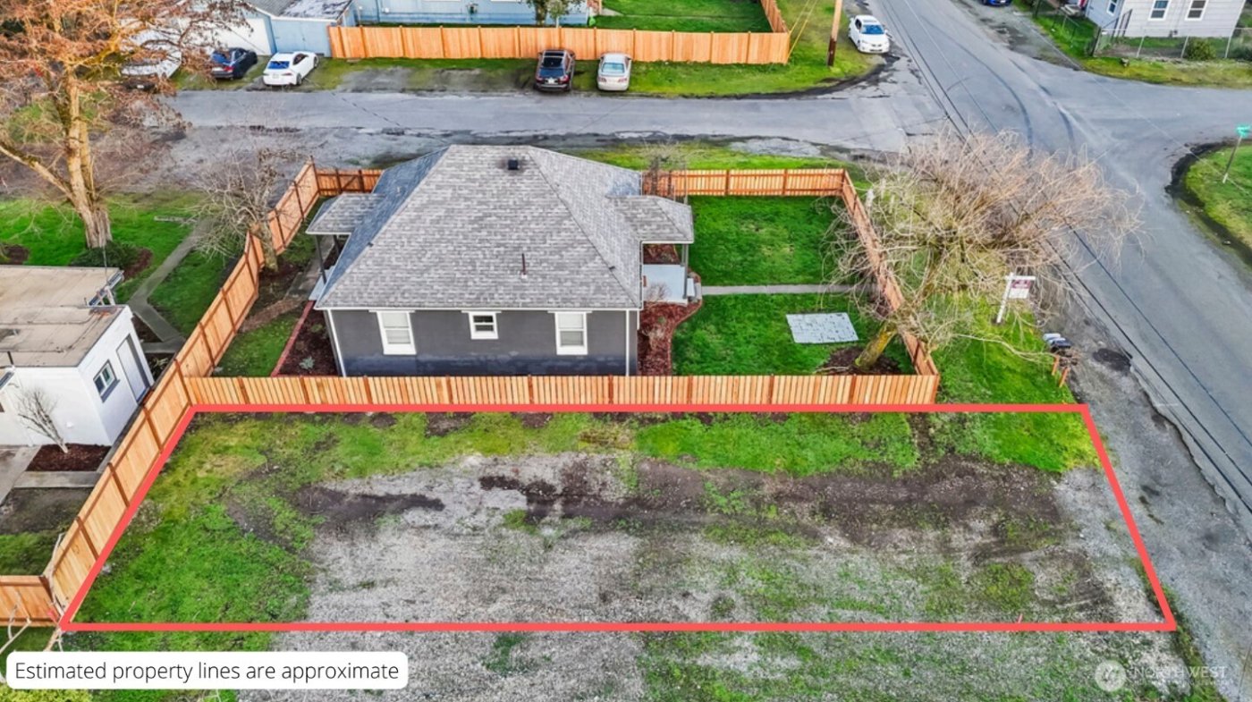 761 110th Street S, Tacoma, WA 98444