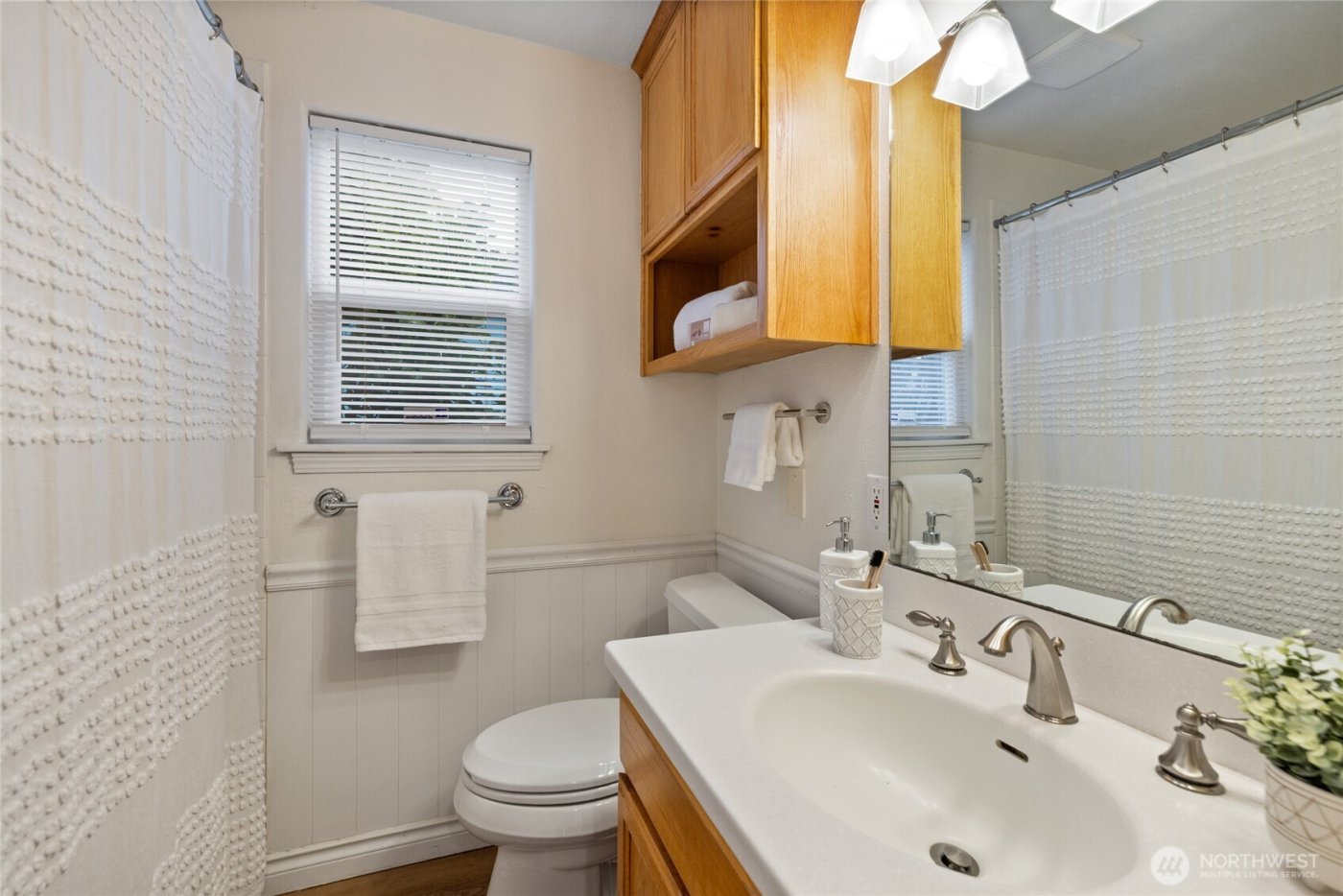 2411 E 13th Street , Bremerton, WA 98310