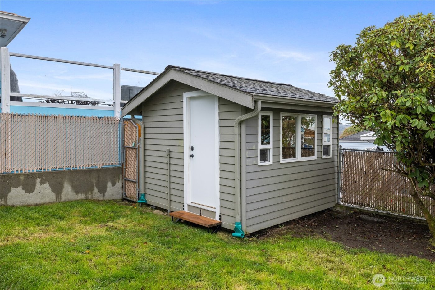 2411 E 13th Street , Bremerton, WA 98310