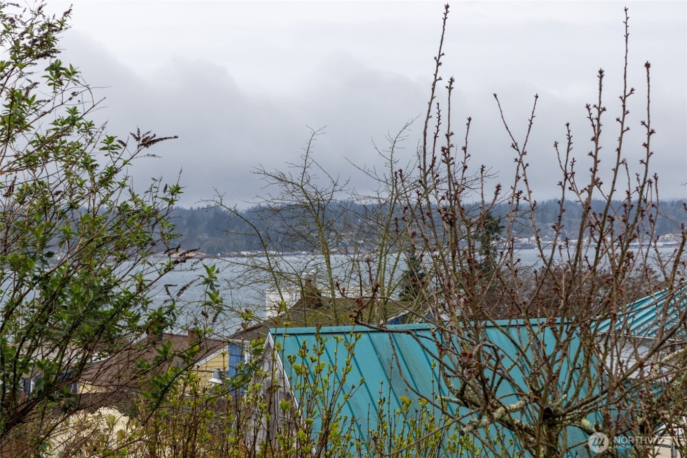 2411 E 13th Street , Bremerton, WA 98310