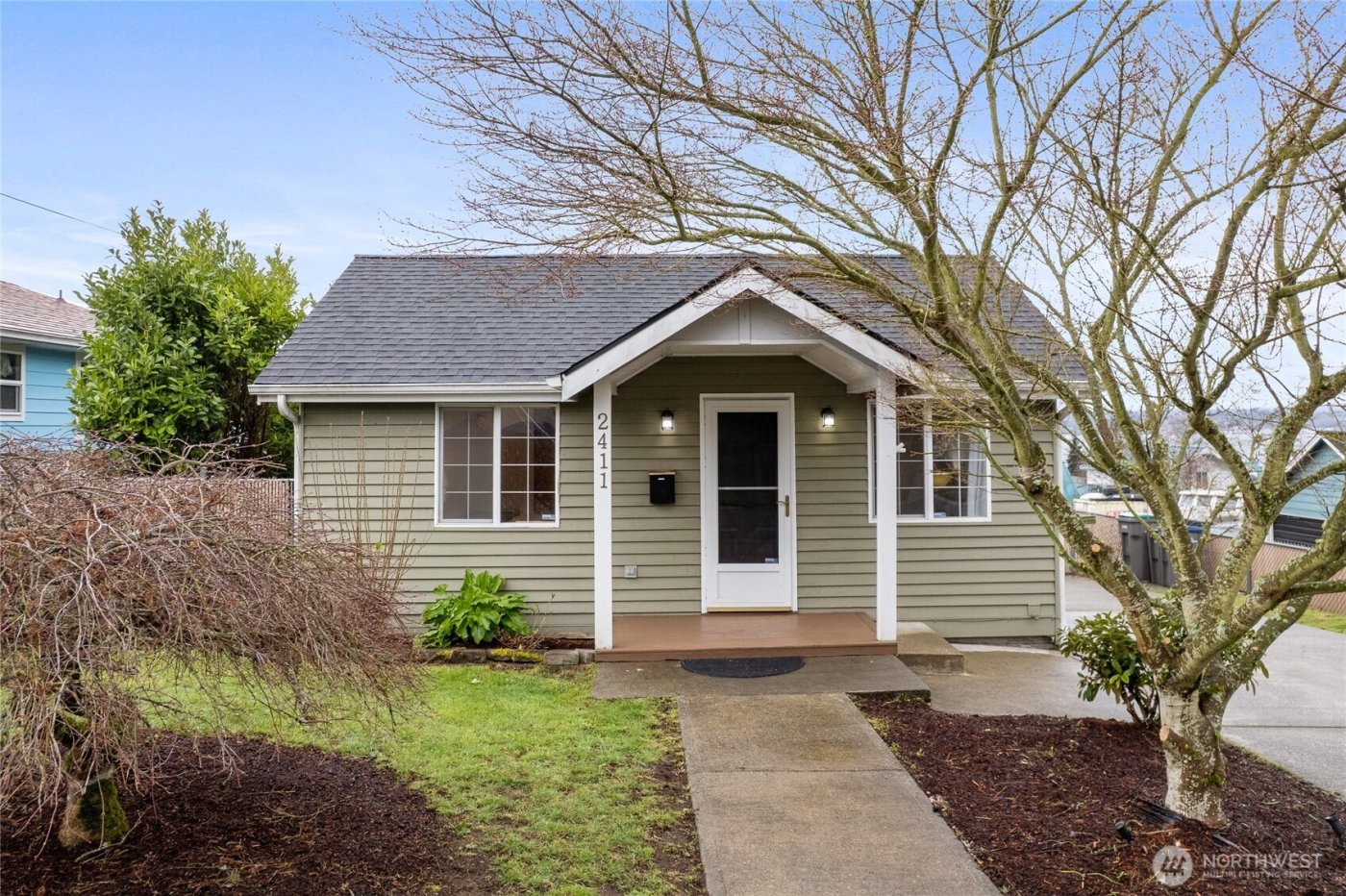 2411 E 13th Street , Bremerton, WA 98310