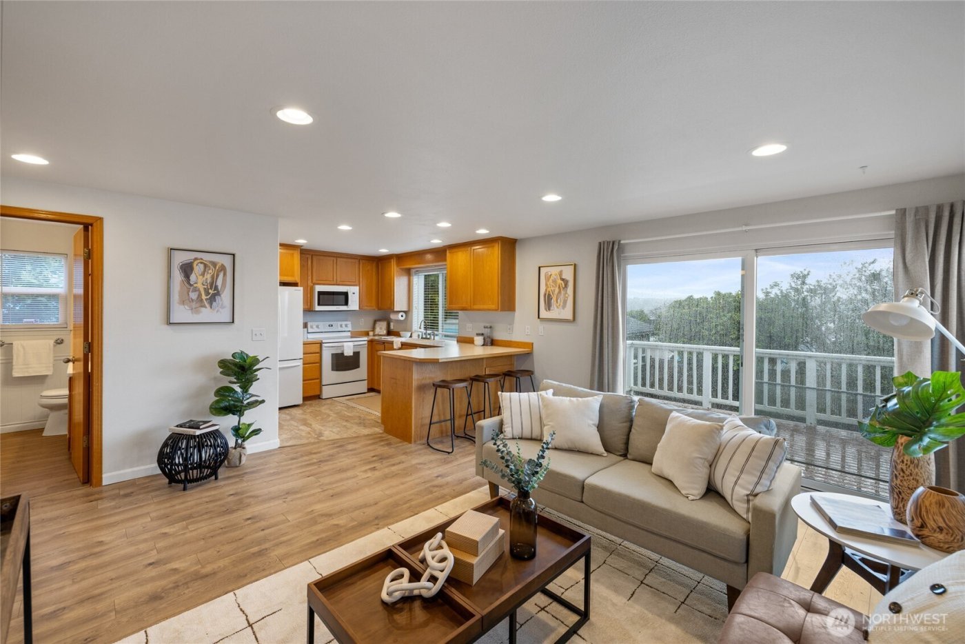 2411 E 13th Street , Bremerton, WA 98310