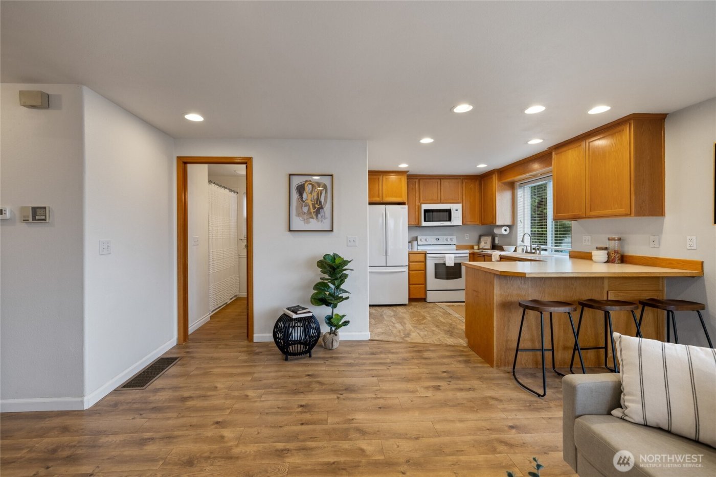 2411 E 13th Street , Bremerton, WA 98310