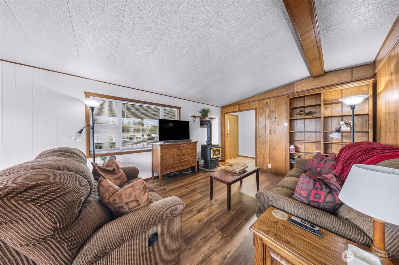 1200 Lincoln Street SW #157, Bellingham, WA 98229-5757