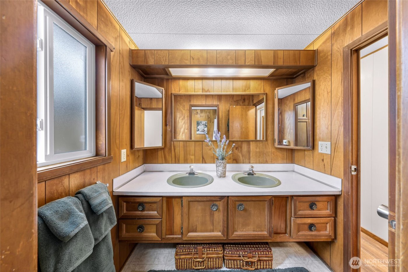 1200 Lincoln Street SW #157, Bellingham, WA 98229-5757