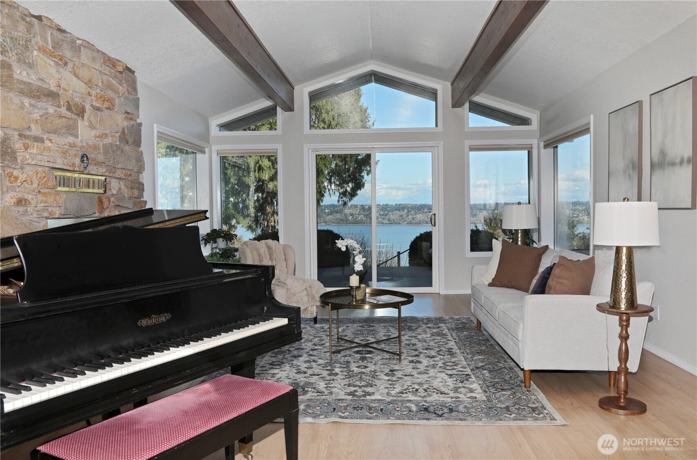 8111 Possession Ridge Lane , Clinton, WA 98236