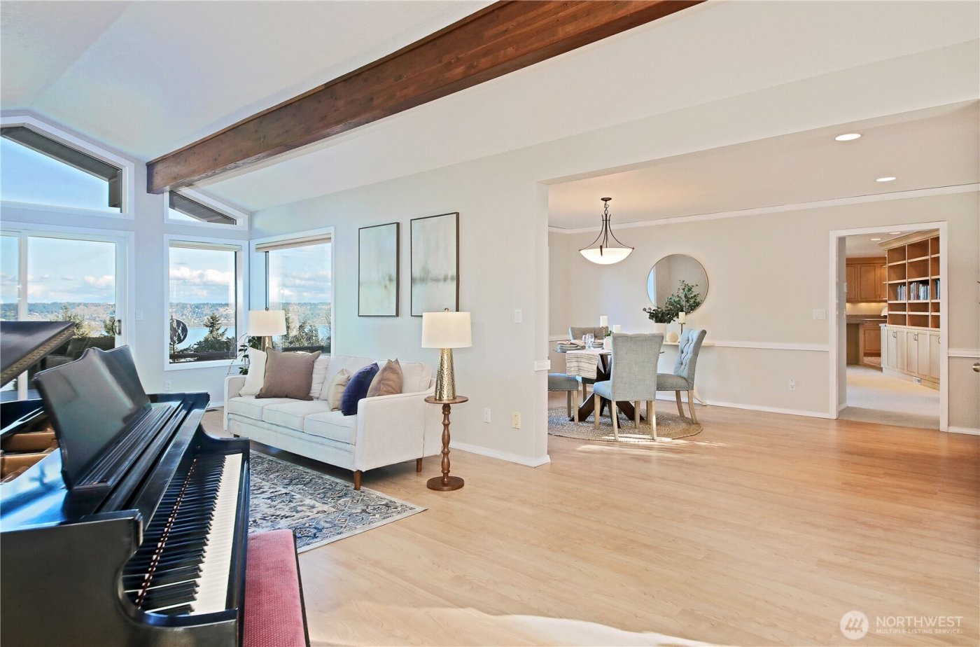 8111 Possession Ridge Lane , Clinton, WA 98236