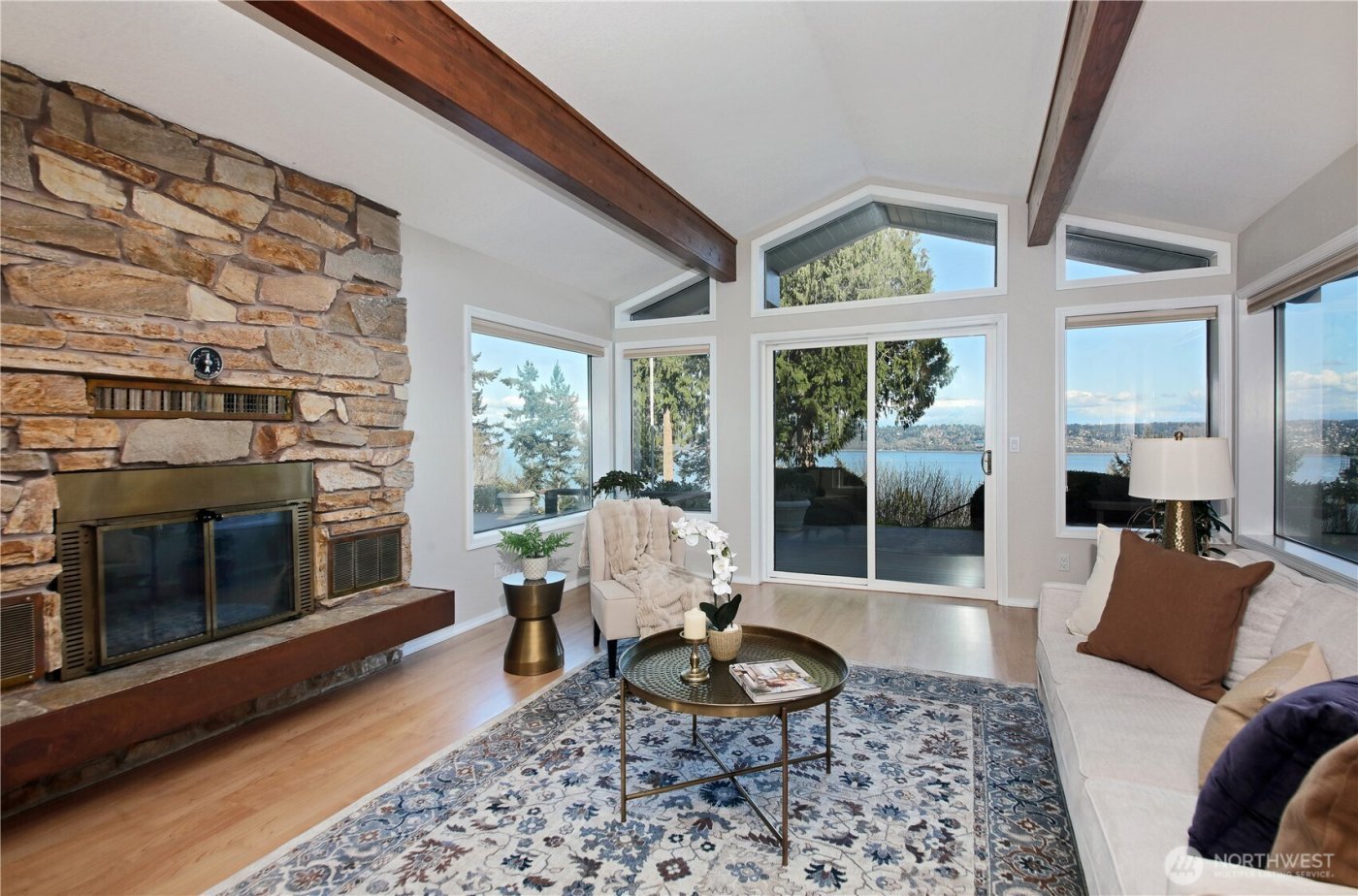 8111 Possession Ridge Lane , Clinton, WA 98236