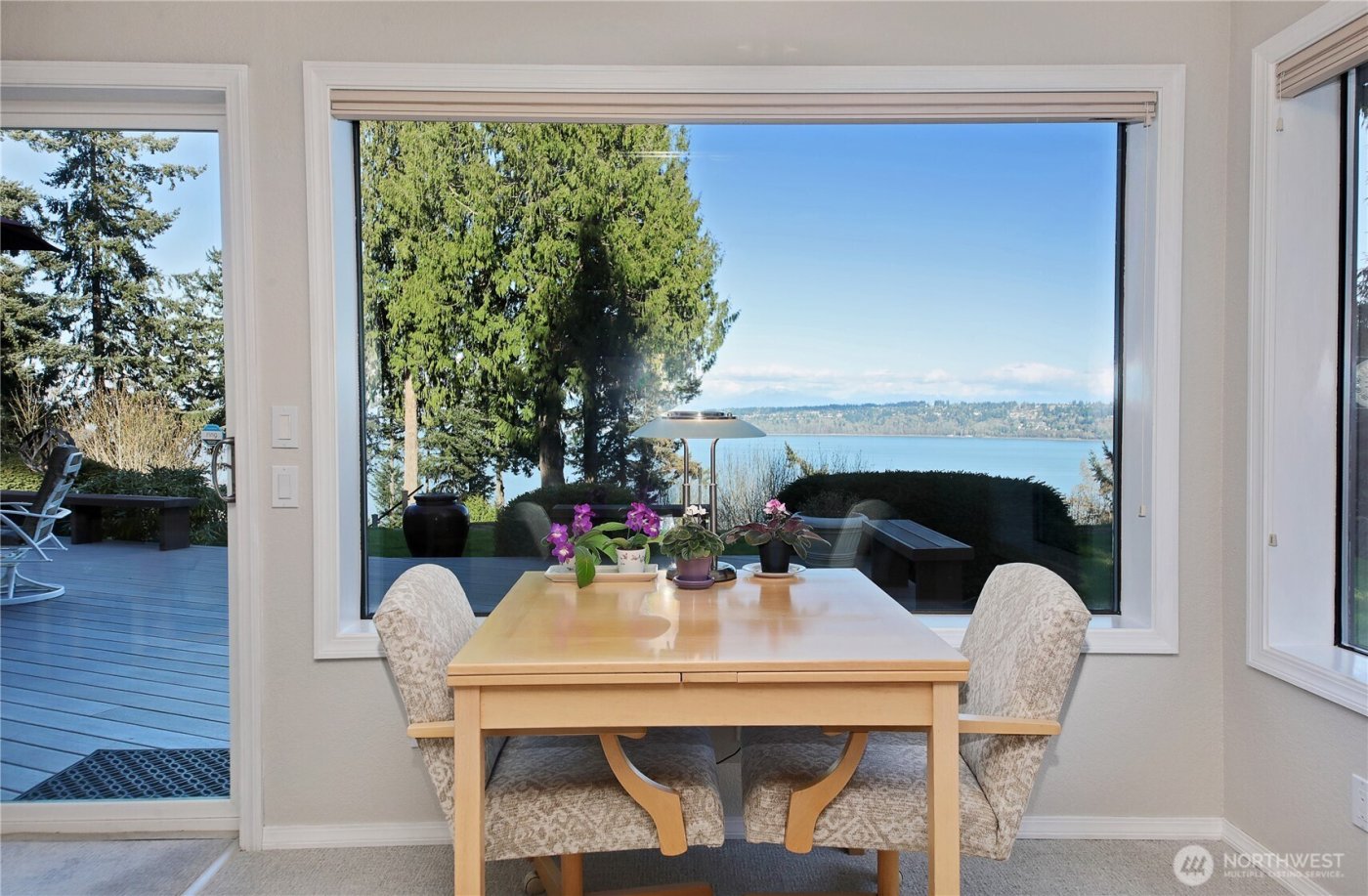 8111 Possession Ridge Lane , Clinton, WA 98236