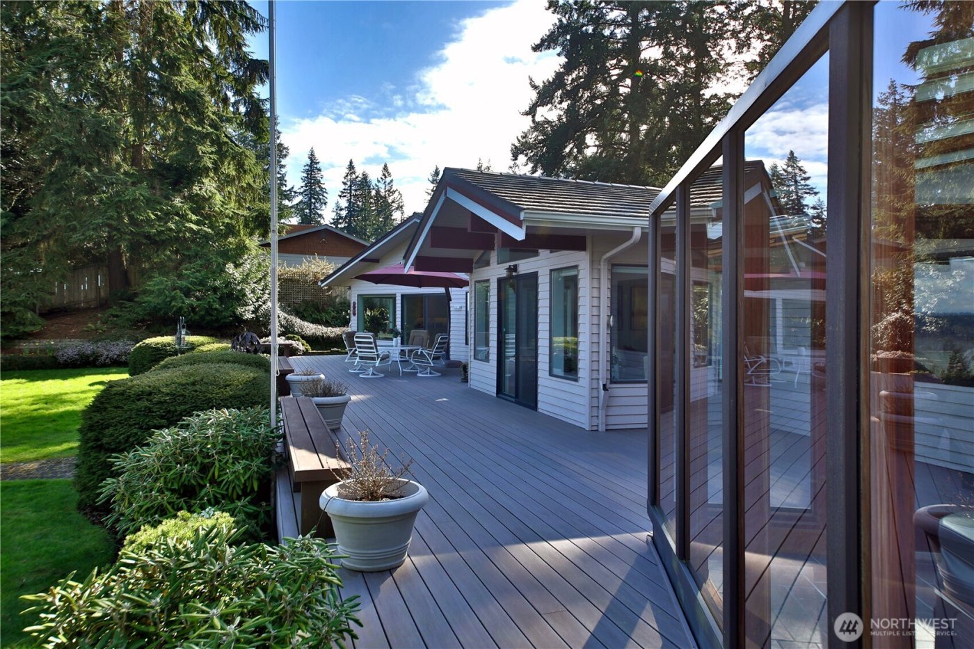 8111 Possession Ridge Lane , Clinton, WA 98236