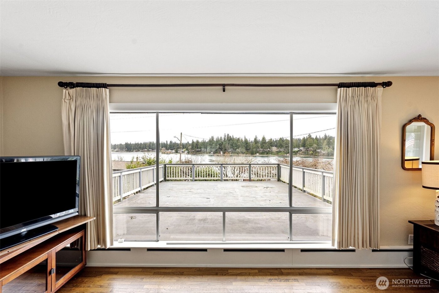 1723 Shorewood Drive , Bremerton, WA 98312