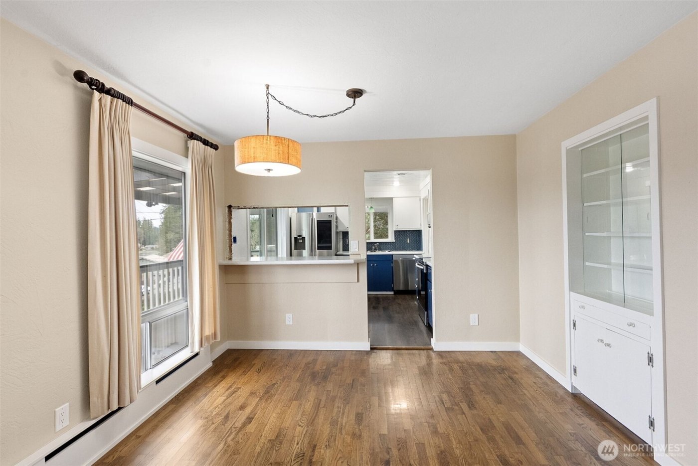 1723 Shorewood Drive , Bremerton, WA 98312