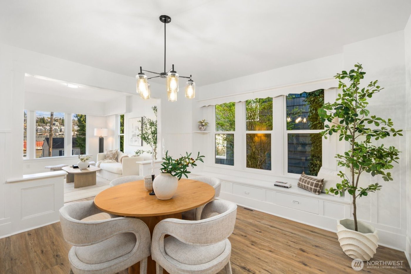 3443 21st Avenue W, Seattle, WA 98199