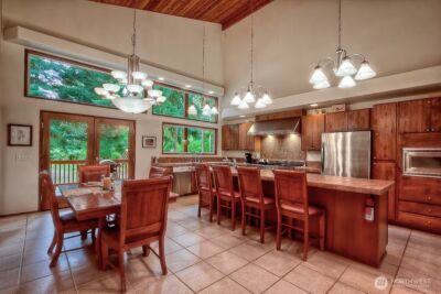 741 Hawthorn Lane , Easton, WA 98925 - Photo 5