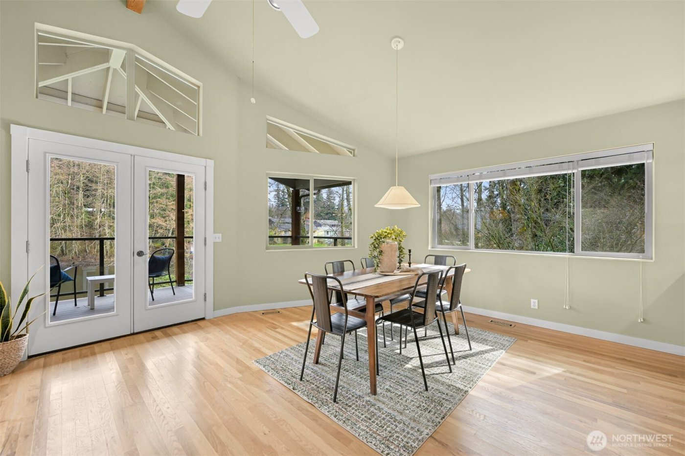 424 Rainbow Drive , Sedro Woolley, WA 98284